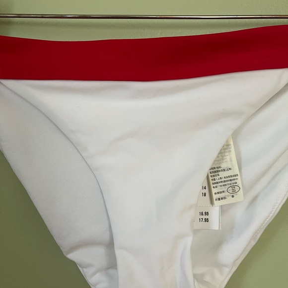 Hollister Womens Medium New With Tag Red and White Bikini Bottoms - Picture 2 of 5